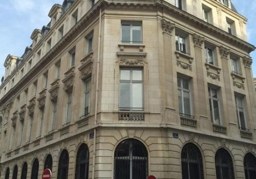 1, RUE ASTORG Paris 8ème (75)